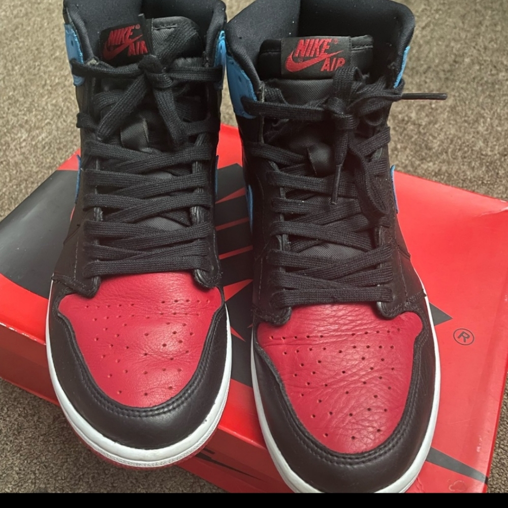 Jordan 1 Retro UNC to Chicago - Picture 3 of 10